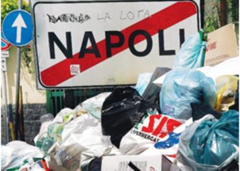 Mentre l’Italia boccheggia Napoli affonda